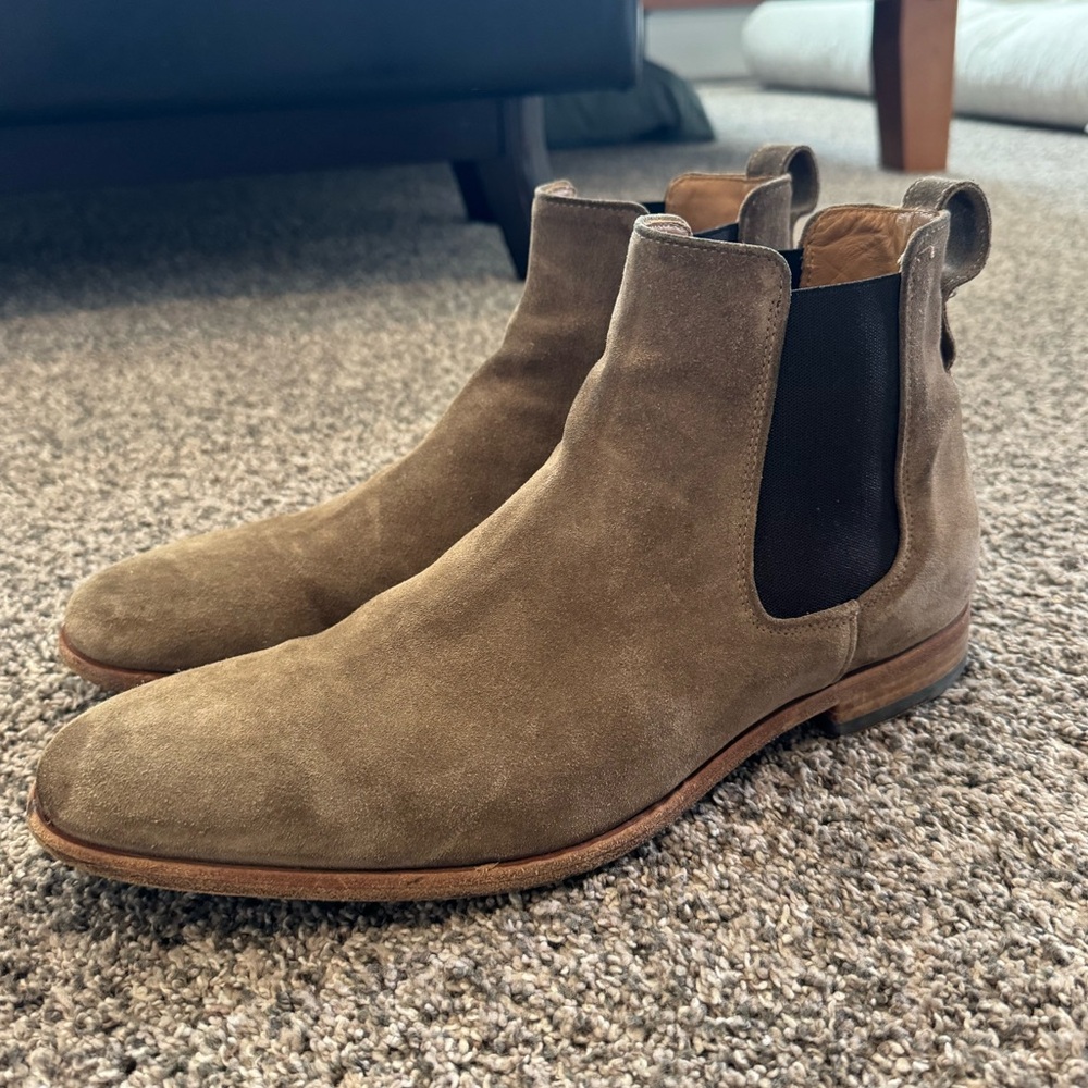 VINCE suede Chelsea boot. Size 11.5.